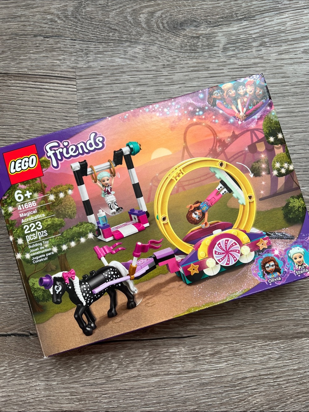 LEGO Friends Magical Acrobatics set (41686),  223 pieces ages 6+ COMPLETE!